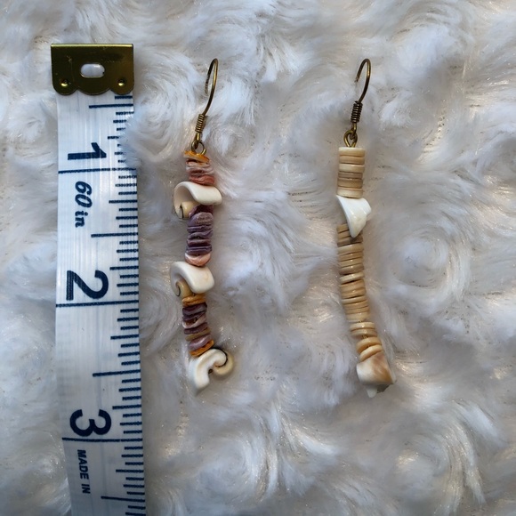 Shell Dangling Earrings - Picture 2 of 4